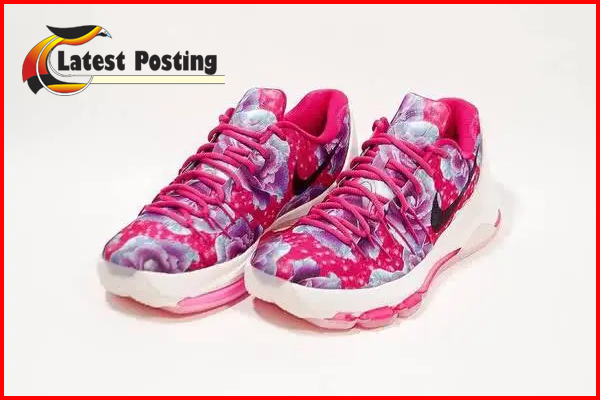 Pink shoes 